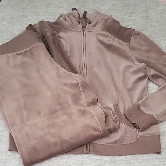 Old Navy Other - Old Navy Brown Velour Hoodie and Pants Set